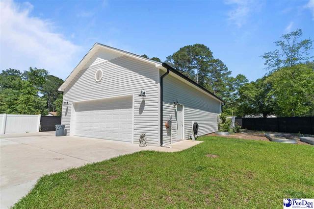2621 Independence St, Hartsville, SC 29550