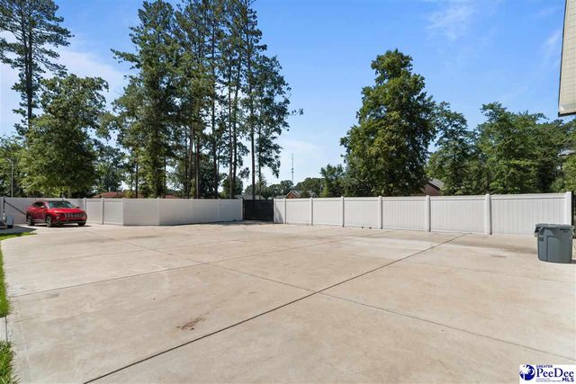 2621 Independence St, Hartsville, SC 29550