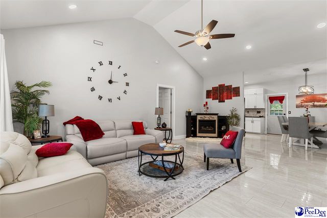 2621 Independence St, Hartsville, SC 29550