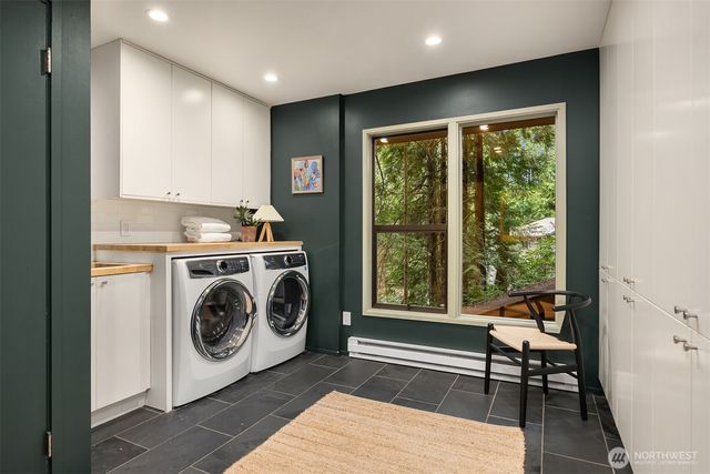 8240 NE Baker Hill Road, Bainbridge Island, WA 98110