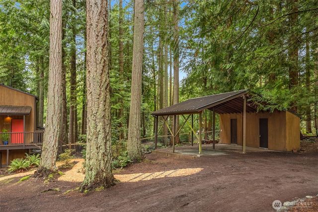 8240 NE Baker Hill Road, Bainbridge Island, WA 98110