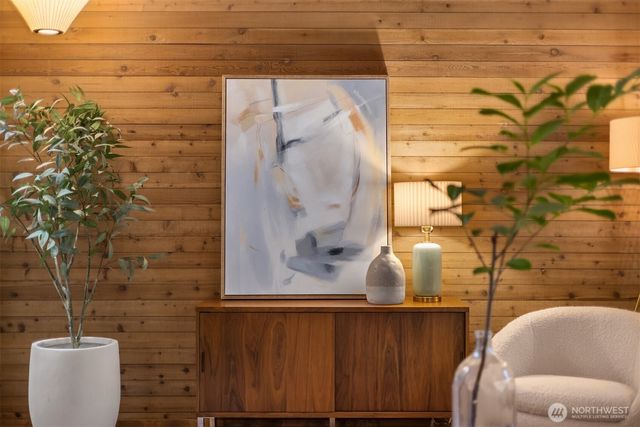 8240 NE Baker Hill Road, Bainbridge Island, WA 98110