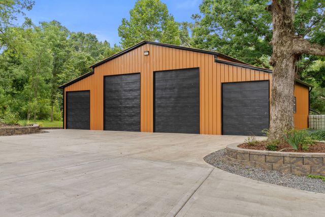 7362 Walker Rd, Fairview, TN 37062