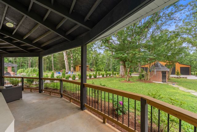 7362 Walker Rd, Fairview, TN 37062