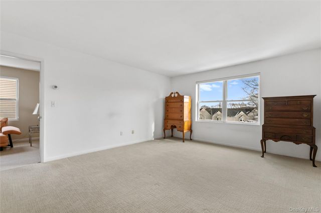 10 Guilford Circle, Goldens Bridge, NY 10526