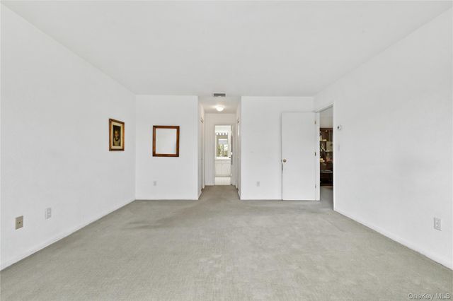 10 Guilford Circle, Goldens Bridge, NY 10526