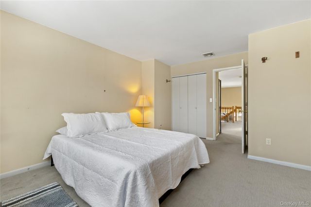 10 Guilford Circle, Goldens Bridge, NY 10526