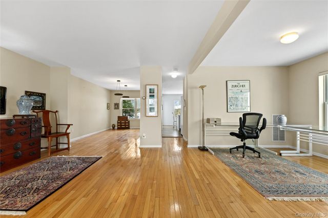 10 Guilford Circle, Goldens Bridge, NY 10526