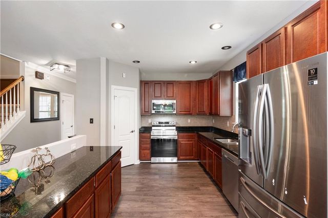 2099 Piedmont RD, Suffolk, VA 23435