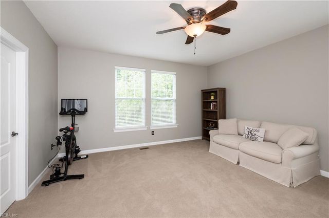 2099 Piedmont RD, Suffolk, VA 23435