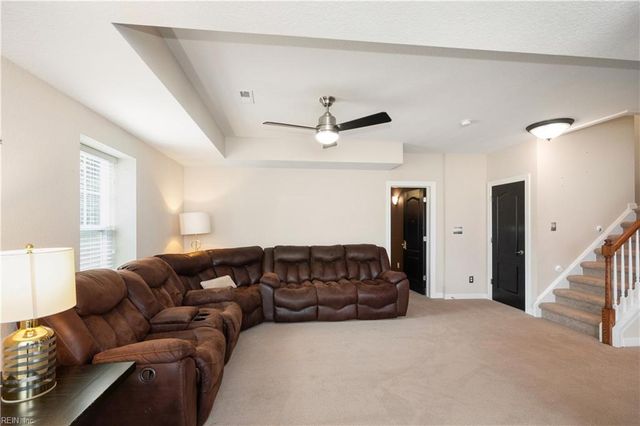 2099 Piedmont RD, Suffolk, VA 23435
