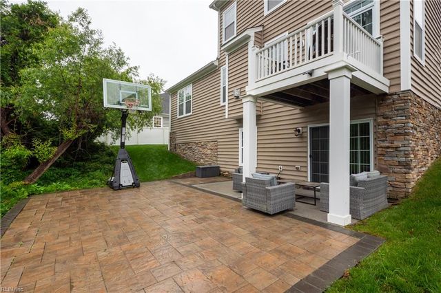 2099 Piedmont RD, Suffolk, VA 23435