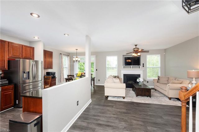 2099 Piedmont RD, Suffolk, VA 23435