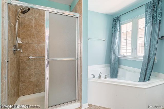 45149 Bartlett Drive, Novi, MI 48377