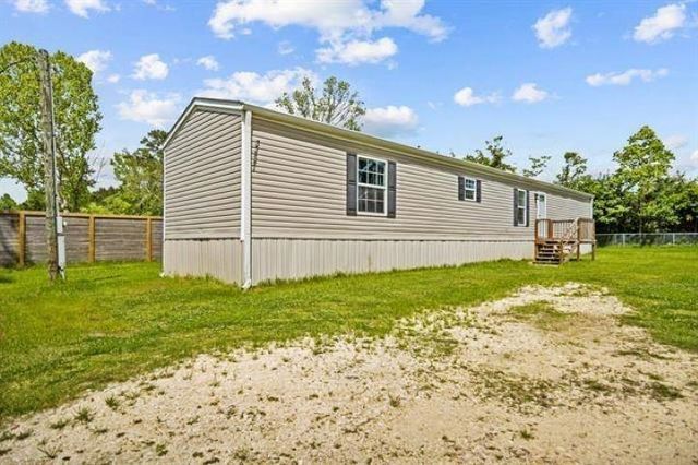 33847 Us Highway 96 S, Buna, TX 77612