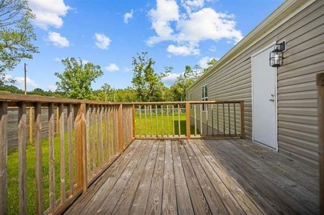 33847 Us Highway 96 S, Buna, TX 77612