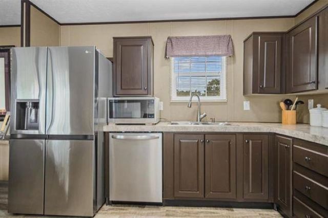 33847 Us Highway 96 S, Buna, TX 77612