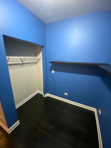 1900 W Byron Street 2, Chicago, IL 60618