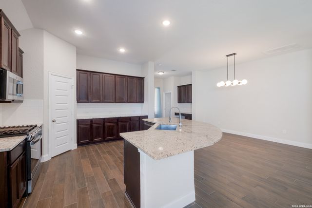 3935 Brazos Bnd, San Antonio, TX 78245