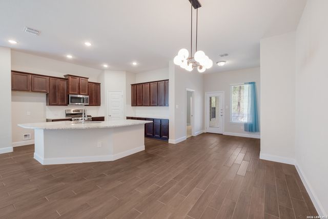 3935 Brazos Bnd, San Antonio, TX 78245