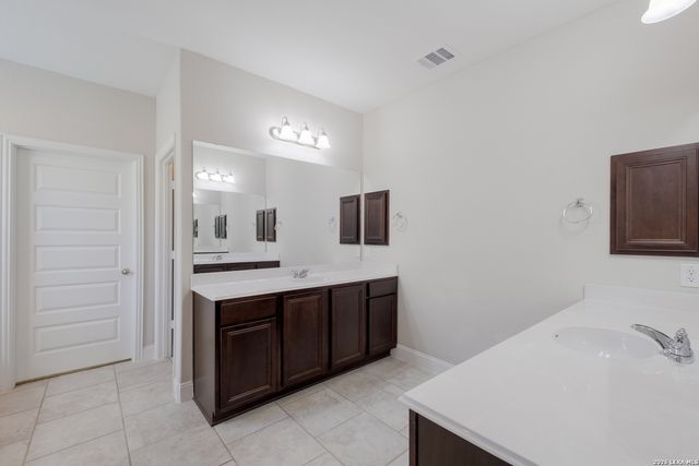 3935 Brazos Bnd, San Antonio, TX 78245