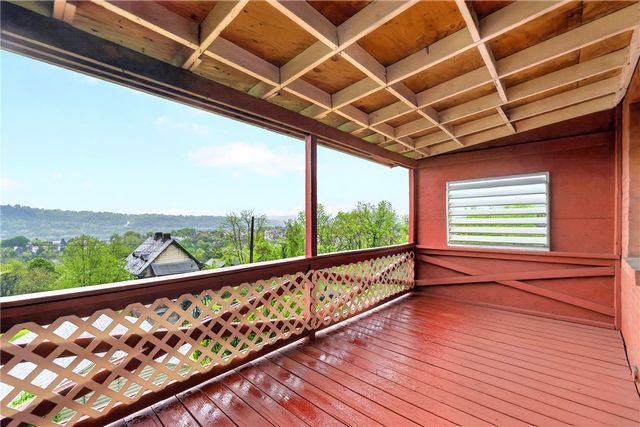 520 Stokes Ave, N Braddock, PA 15104