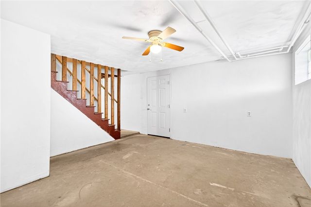 520 Stokes Ave, N Braddock, PA 15104