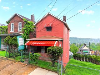 520 Stokes Ave, N Braddock, PA 15104