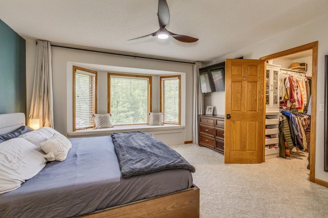 29084 Machmeier Court, Lindstrom, MN 55045