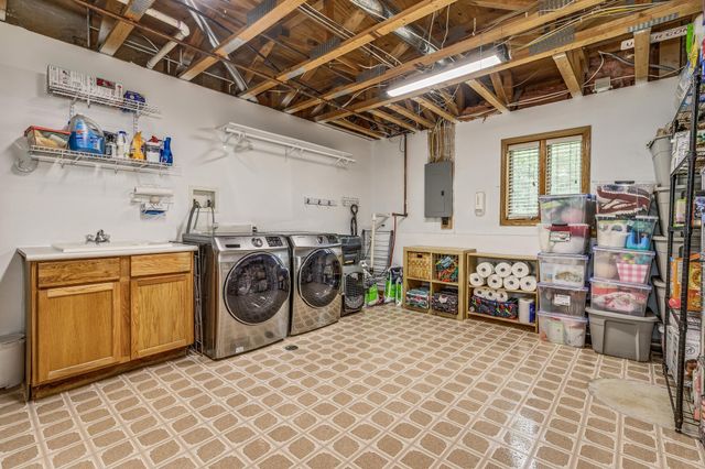 29084 Machmeier Court, Lindstrom, MN 55045