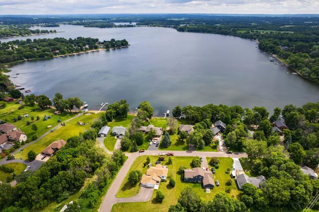 29084 Machmeier Court, Lindstrom, MN 55045