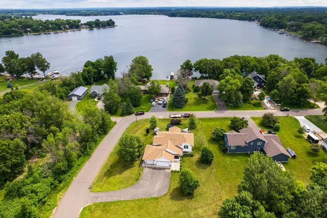 29084 Machmeier Court, Lindstrom, MN 55045