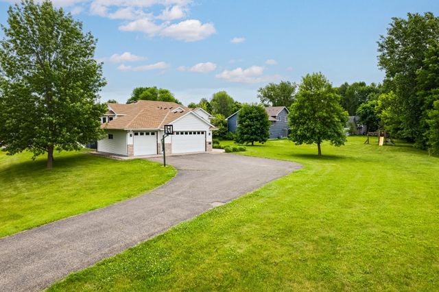 29084 Machmeier Court, Lindstrom, MN 55045