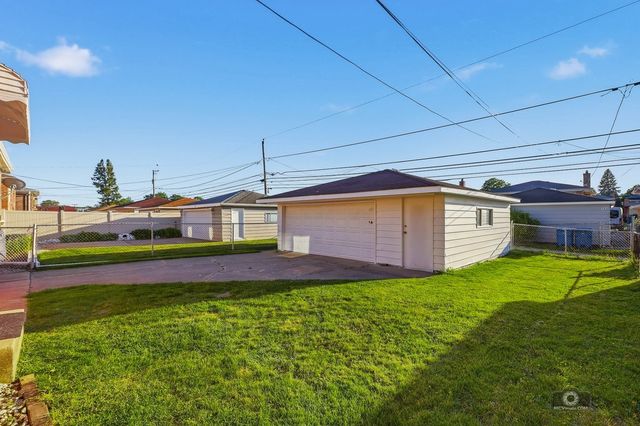 394 Calhoun Avenue, Calumet City, IL 60409