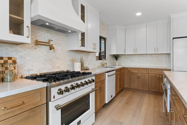 3711 29th St, San Diego, CA 92104