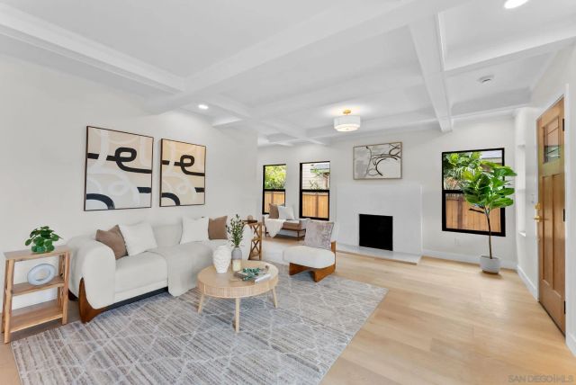 3711 29th St, San Diego, CA 92104