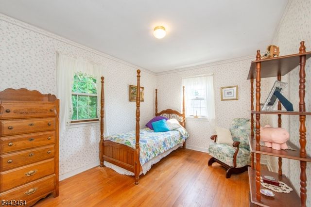 906 Maurice Ave, Rahway City, NJ 07065