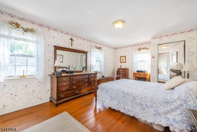 906 Maurice Ave, Rahway City, NJ 07065