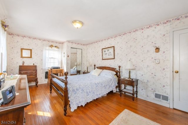 906 Maurice Ave, Rahway City, NJ 07065