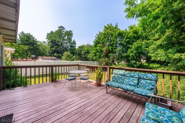 906 Maurice Ave, Rahway City, NJ 07065