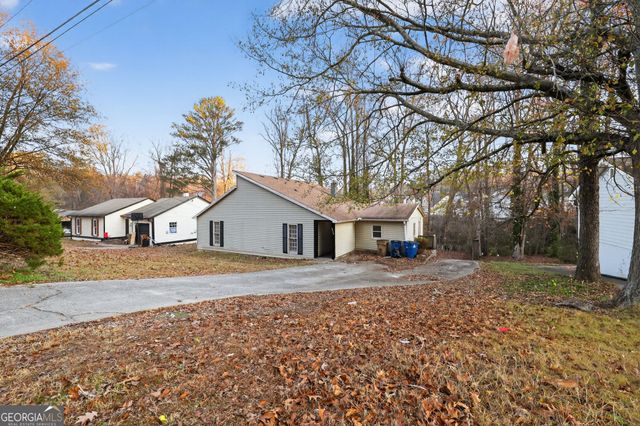 1009 Salisbury Trail, Riverdale, GA 30296