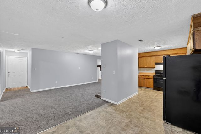 1009 Salisbury Trail, Riverdale, GA 30296