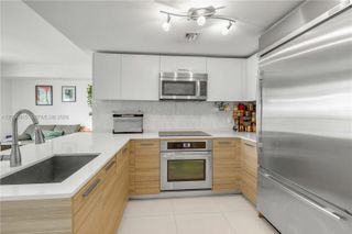 1300 Brickell Bay Dr 2411, Miami, FL 33131