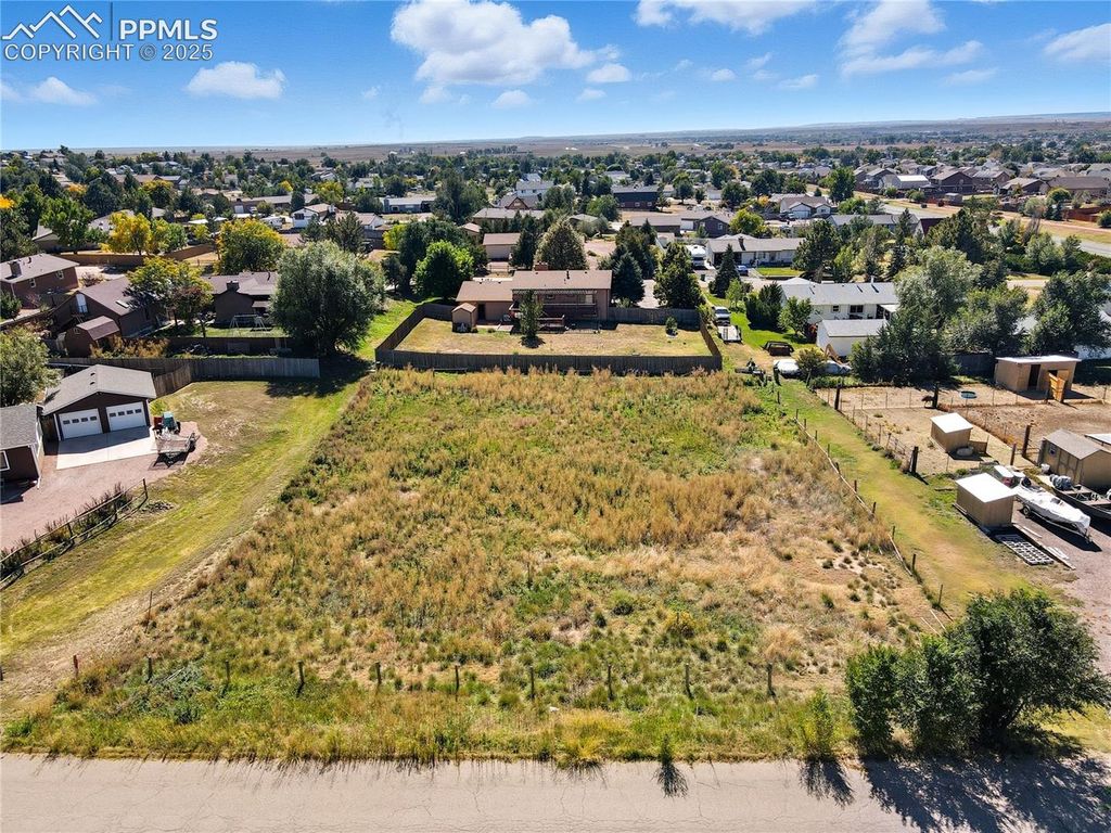 7 Circle C Road, Fountain, CO 80817 — exterior
