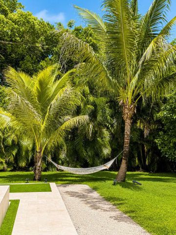 2932 Banyan Boulevard Circle NW, Boca Raton, FL 33431