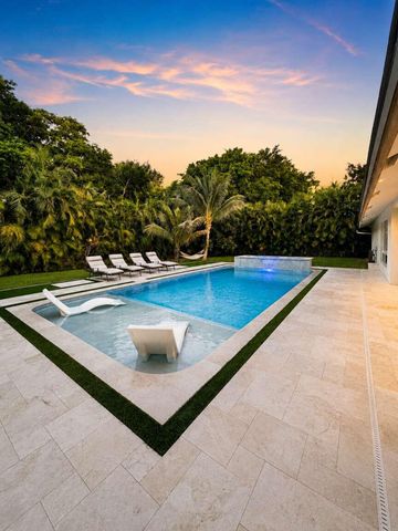 2932 Banyan Boulevard Circle NW, Boca Raton, FL 33431