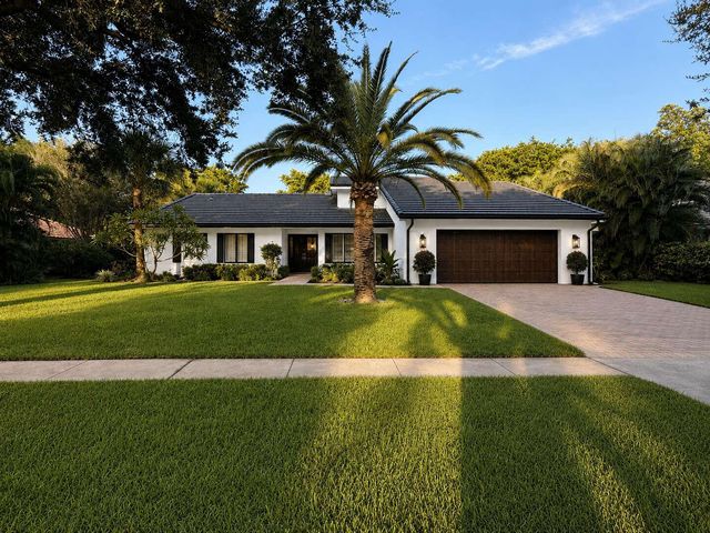 2932 Banyan Boulevard Circle NW, Boca Raton, FL 33431