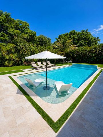 2932 Banyan Boulevard Circle NW, Boca Raton, FL 33431