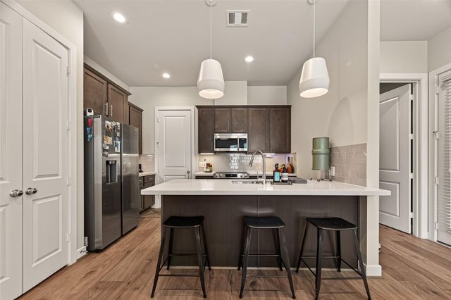 5912 Haring Lane, Houston, TX 77091