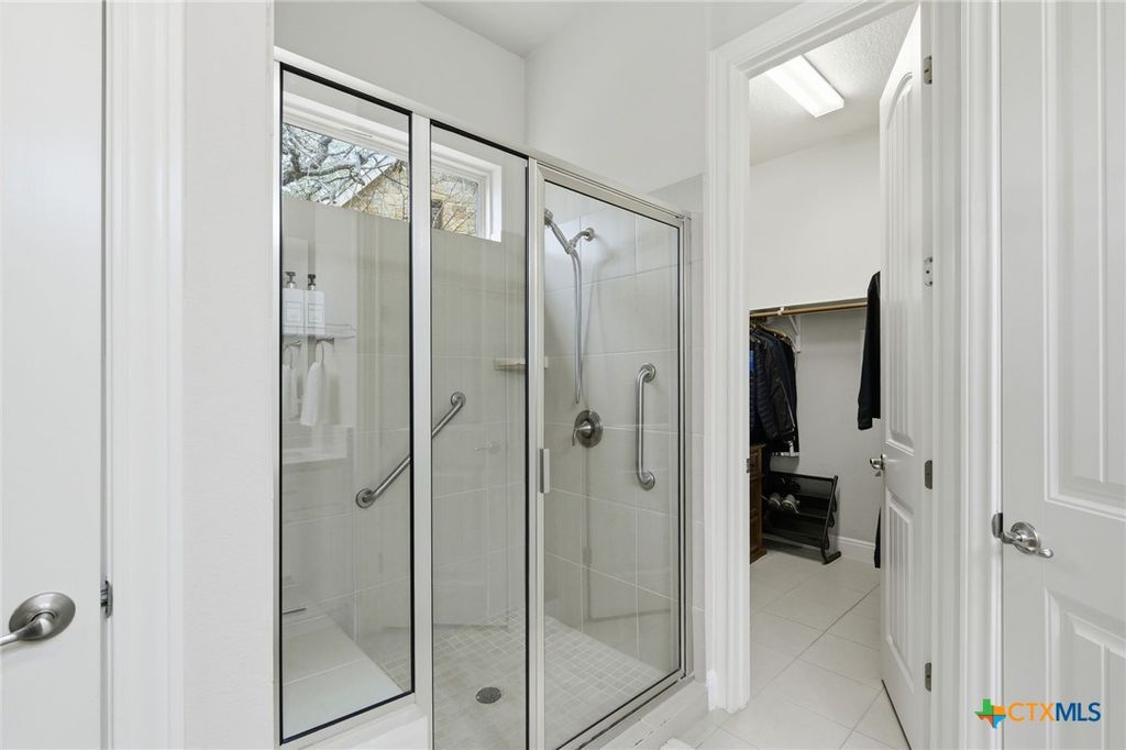 Image 13 of property listing at 2608 Barbera Pass, Austin, TX 78748